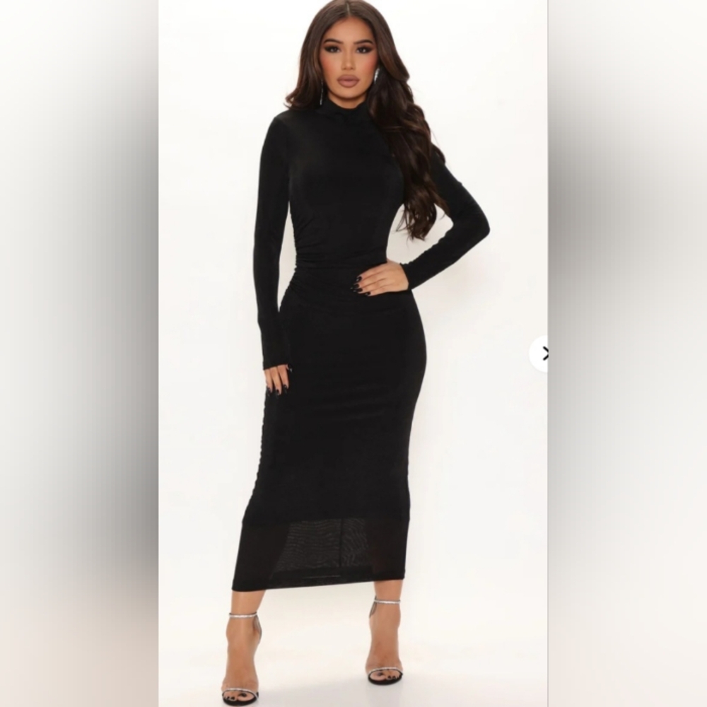 lina slinky maxi dress fashion nova‎ Size M